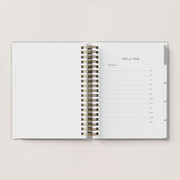 Each recipe journal has 10 blank tabbed sections which include a table of contents page and 20 labels for creating your own sections